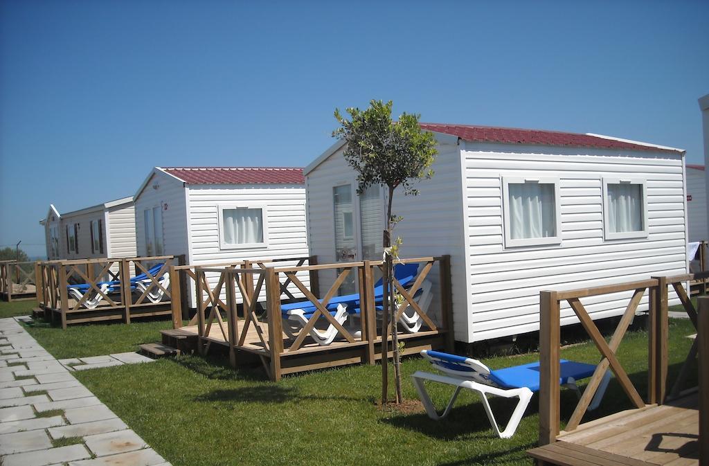 Parque De Campismo Orbitur Guincho Hotel Кашкайш Стая снимка